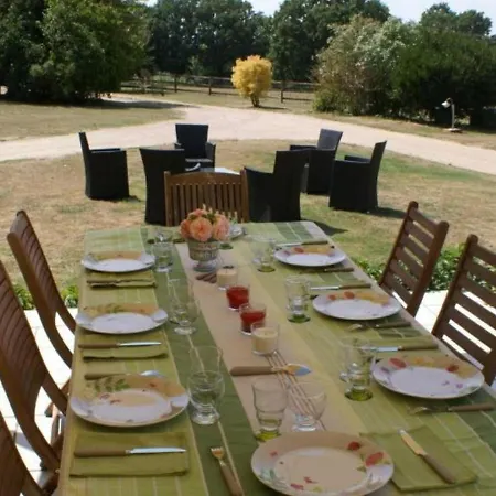 Maison Xveme Avec Jardin Et Piscine En Pleine Nature - Fr-1-489-217 Ferienhaus Le Brethon