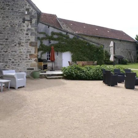 Charmante Maison Du Xve Avec Piscine, Jardin Et Terrasse En Lisiere De La Foret De Troncais - Fr-1-489-217 Tatil Evi