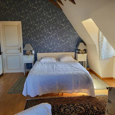 Le Brethon, 5 Pièces, 8 Personnes - Fr-1-489-217 *