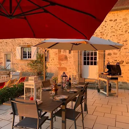 Tatil Evi Charmante Maison Du Xve Avec Piscine, Jardin Et Terrasse En Lisiere De La Foret De Troncais - Fr-1-489-217 *